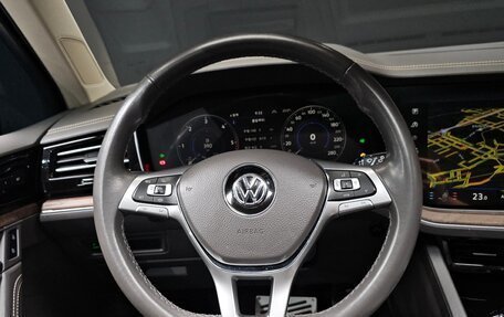 Volkswagen Touareg III, 2021 год, 3 586 000 рублей, 11 фотография