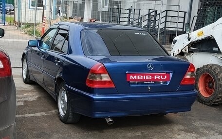 Mercedes-Benz C-Класс, 2000 год, 410 000 рублей, 6 фотография