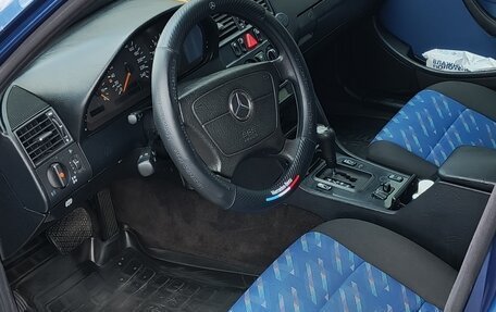 Mercedes-Benz C-Класс, 2000 год, 410 000 рублей, 21 фотография