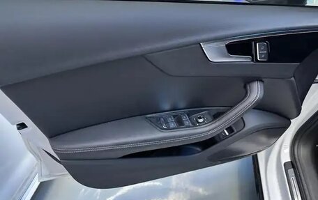 Audi A4, 2022 год, 2 300 003 рублей, 12 фотография