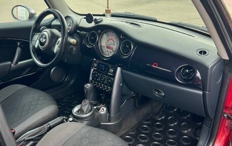 MINI Hatch, 2005 год, 500 000 рублей, 6 фотография