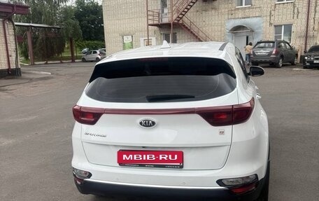 KIA Sportage IV рестайлинг, 2020 год, 2 050 000 рублей, 3 фотография