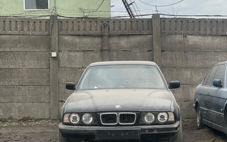 BMW 5 серия, 1994 год, 450 000 рублей, 8 фотография