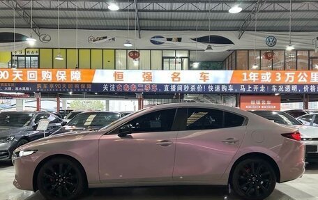 Mazda 3, 2022 год, 2 200 000 рублей, 2 фотография