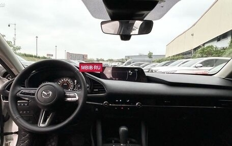 Mazda 3, 2022 год, 2 200 000 рублей, 10 фотография
