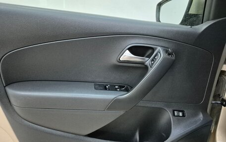 Volkswagen Polo VI (EU Market), 2016 год, 975 000 рублей, 8 фотография
