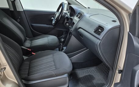 Volkswagen Polo VI (EU Market), 2016 год, 975 000 рублей, 14 фотография