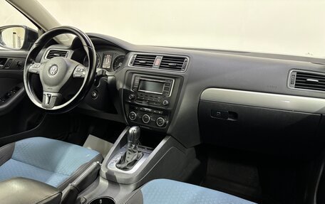 Volkswagen Jetta VI, 2013 год, 1 090 000 рублей, 12 фотография