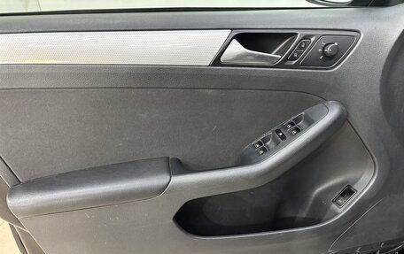 Volkswagen Jetta VI, 2013 год, 1 090 000 рублей, 7 фотография