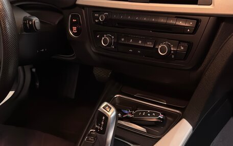 BMW 3 серия, 2015 год, 2 300 000 рублей, 13 фотография
