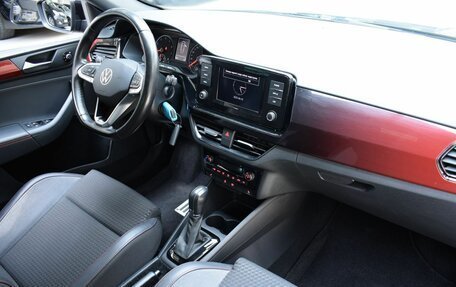 Volkswagen Polo VI (EU Market), 2021 год, 1 800 000 рублей, 16 фотография