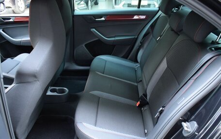 Volkswagen Polo VI (EU Market), 2021 год, 1 800 000 рублей, 17 фотография