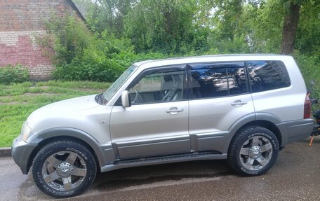 Mitsubishi Pajero III рестайлинг, 2003 год, 1 200 000 рублей, 9 фотография
