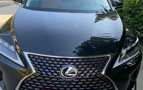 Lexus RX IV рестайлинг, 2020 год, 5 000 000 рублей, 3 фотография