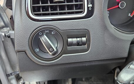 Volkswagen Polo VI (EU Market), 2019 год, 1 000 000 рублей, 26 фотография