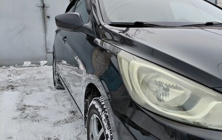 Hyundai Solaris II рестайлинг, 2012 год, 730 000 рублей, 5 фотография