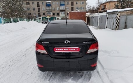 Hyundai Solaris II рестайлинг, 2012 год, 730 000 рублей, 9 фотография