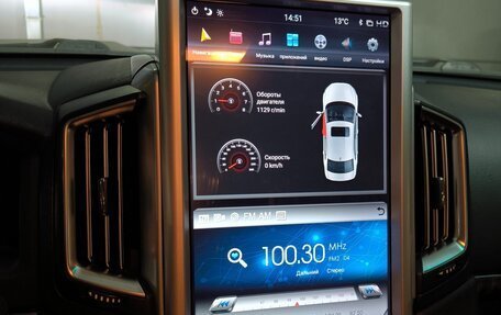 Toyota Land Cruiser 200, 2013 год, 4 500 000 рублей, 6 фотография
