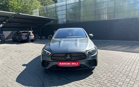 Mercedes-Benz E-Класс, 2020 год, 5 600 000 рублей, 2 фотография