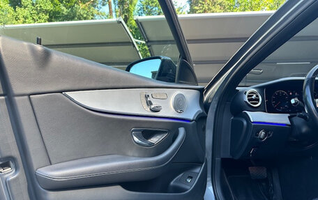 Mercedes-Benz E-Класс, 2020 год, 5 600 000 рублей, 17 фотография