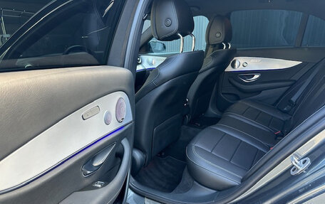 Mercedes-Benz E-Класс, 2020 год, 5 600 000 рублей, 19 фотография