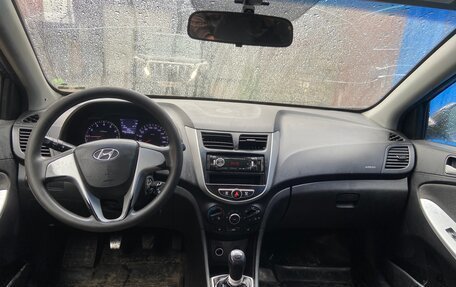 Hyundai Solaris II рестайлинг, 2013 год, 430 000 рублей, 5 фотография
