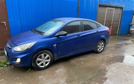Hyundai Solaris II рестайлинг, 2013 год, 430 000 рублей, 2 фотография