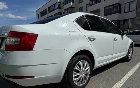 Skoda Octavia, 2018 год, 1 749 000 рублей, 9 фотография
