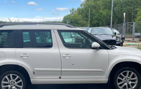 Skoda Yeti I рестайлинг, 2014 год, 750 000 рублей, 3 фотография