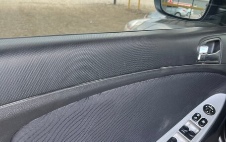 Hyundai Solaris II рестайлинг, 2011 год, 700 000 рублей, 15 фотография