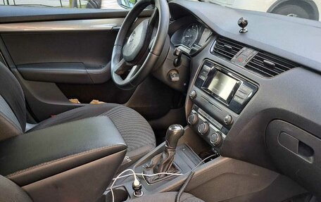 Skoda Octavia, 2015 год, 850 000 рублей, 9 фотография