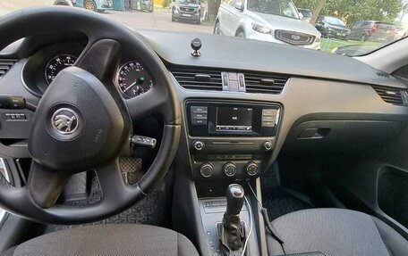 Skoda Octavia, 2015 год, 850 000 рублей, 8 фотография