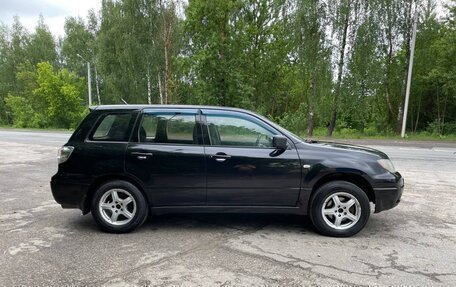 Mitsubishi Outlander III рестайлинг 3, 2004 год, 550 000 рублей, 12 фотография
