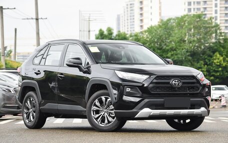 Toyota RAV4, 2024 год, 3 649 000 рублей, 3 фотография