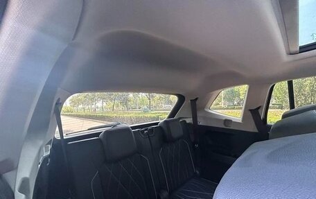 Volkswagen Tiguan II, 2022 год, 3 499 000 рублей, 18 фотография