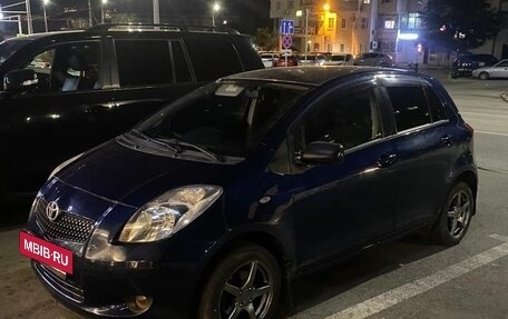 Toyota Yaris III рестайлинг, 2007 год, 670 000 рублей, 7 фотография