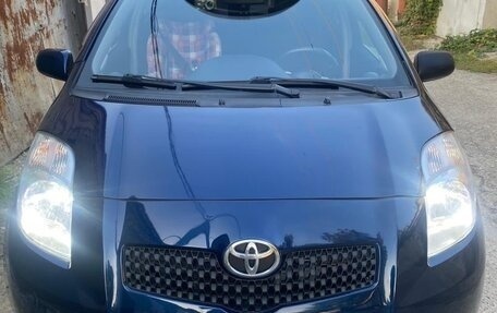 Toyota Yaris III рестайлинг, 2007 год, 670 000 рублей, 6 фотография