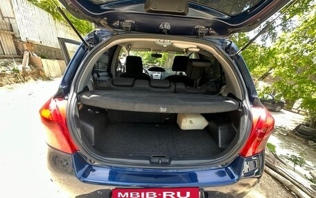 Toyota Yaris III рестайлинг, 2007 год, 670 000 рублей, 10 фотография