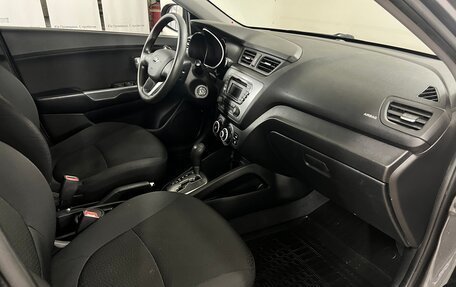 KIA Rio III рестайлинг, 2013 год, 897 000 рублей, 7 фотография