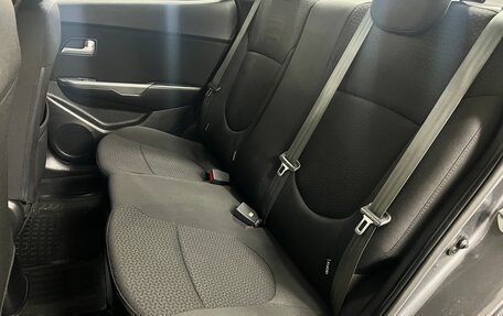 KIA Rio III рестайлинг, 2013 год, 897 000 рублей, 24 фотография