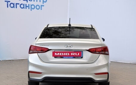 Hyundai Solaris II рестайлинг, 2018 год, 1 399 000 рублей, 6 фотография