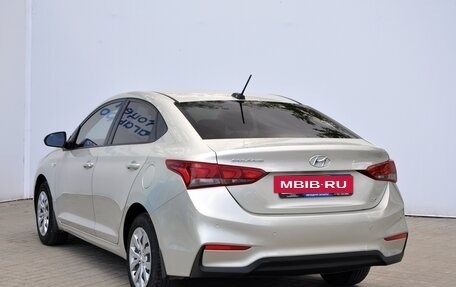 Hyundai Solaris II рестайлинг, 2018 год, 1 399 000 рублей, 8 фотография