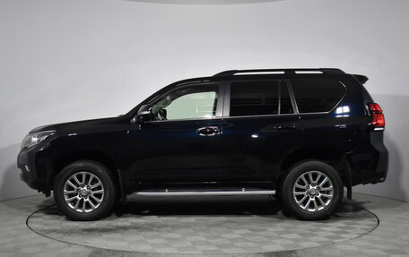 Toyota Land Cruiser Prado 150 рестайлинг 2, 2019 год, 5 300 000 рублей, 8 фотография