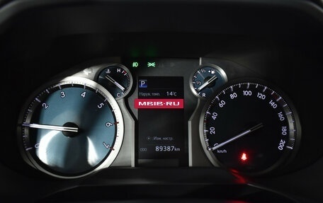 Toyota Land Cruiser Prado 150 рестайлинг 2, 2019 год, 5 300 000 рублей, 15 фотография