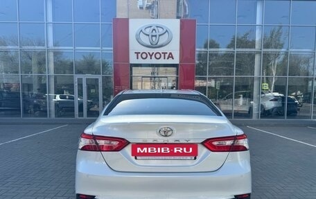 Toyota Camry, 2019 год, 2 690 000 рублей, 6 фотография