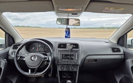 Volkswagen Polo VI (EU Market), 2016 год, 1 000 000 рублей, 11 фотография