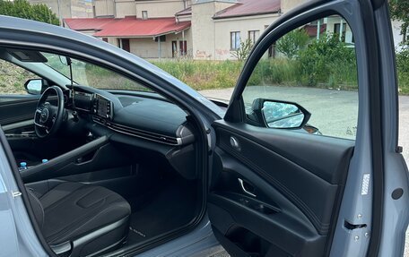 Hyundai Elantra, 2020 год, 2 300 000 рублей, 10 фотография