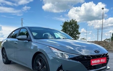 Hyundai Elantra, 2020 год, 2 300 000 рублей, 2 фотография