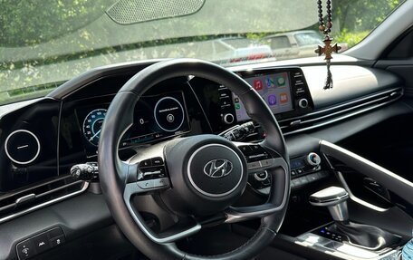 Hyundai Elantra, 2020 год, 2 300 000 рублей, 13 фотография