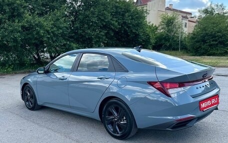 Hyundai Elantra, 2020 год, 2 300 000 рублей, 5 фотография